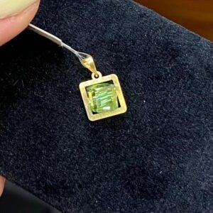 پلاک طلا سواروسکی مکعب سبز 145594 - اتمام موجودی